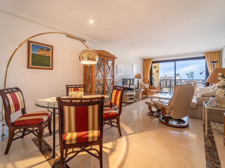 Apartment for Sale in Los Arqueros, Malaga 2