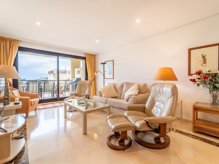 Apartment for Sale in Los Arqueros, Malaga 4