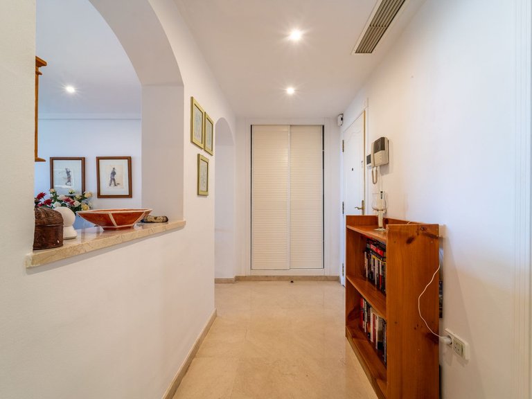 Apartment for Sale in Los Arqueros, Malaga 8