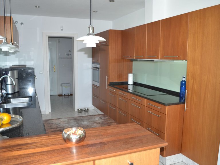Villa for Sale in Sierrezuela, Malaga 21