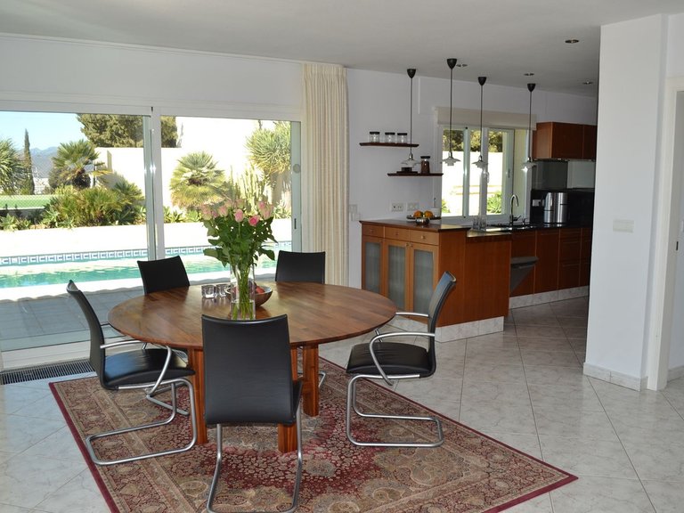 Villa for Sale in Sierrezuela, Malaga 24