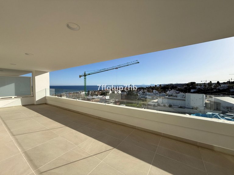 Apartment for Sale in Estepona, Malaga 1
