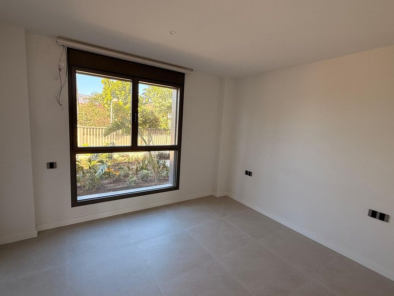 Apartment for Sale in New Golden Mile, Malaga 20