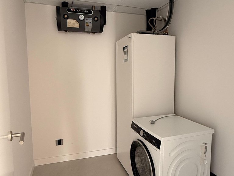 Apartment for Sale in New Golden Mile, Malaga 21