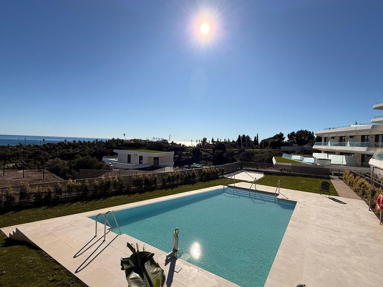 Apartment for Sale in New Golden Mile, Malaga 26