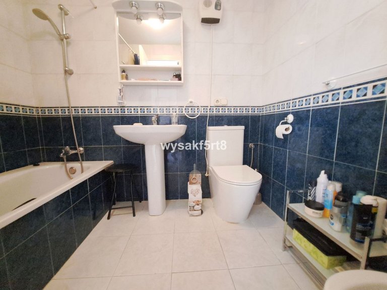 Apartment for Sale in La Duquesa, Malaga 34