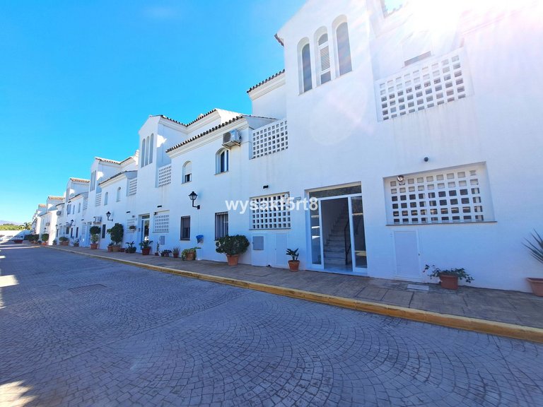 Apartment for Sale in La Duquesa, Malaga 52