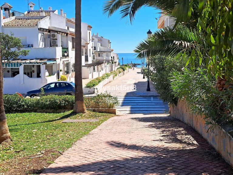 Apartment for Sale in La Duquesa, Malaga 57