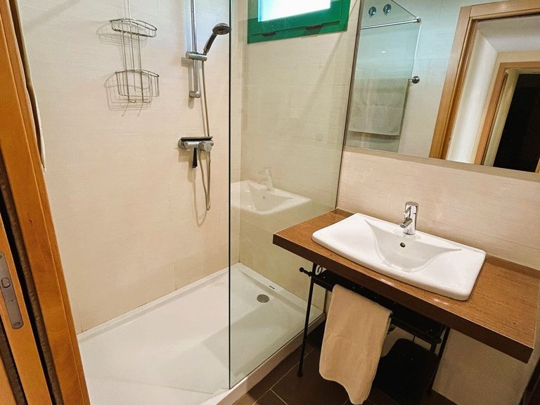 Apartment for Sale in Selwo, Malaga 12