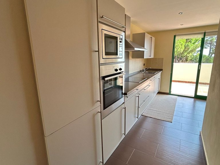 Apartment for Sale in Selwo, Malaga 5