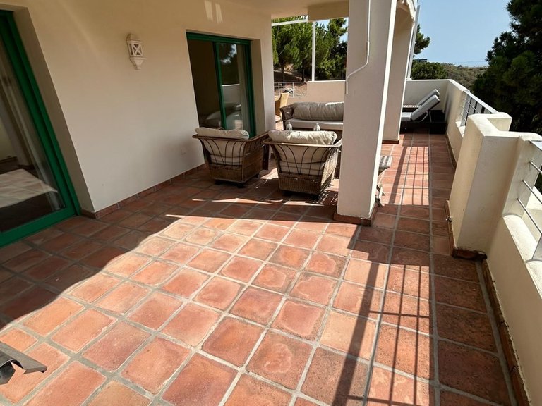 Apartment for Sale in Selwo, Malaga 8