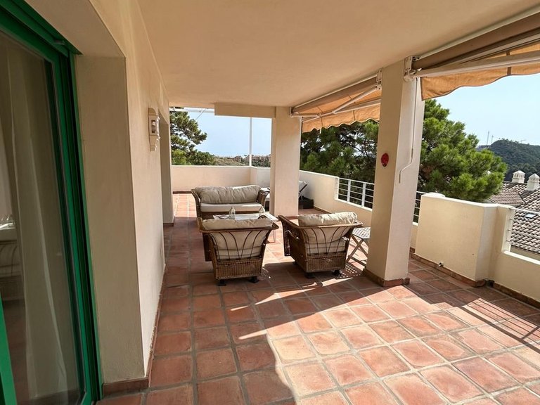 Apartment for Sale in Selwo, Malaga 9