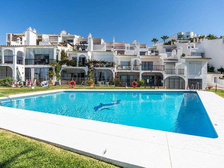 Apartment for Sale in Calahonda, Malaga 1