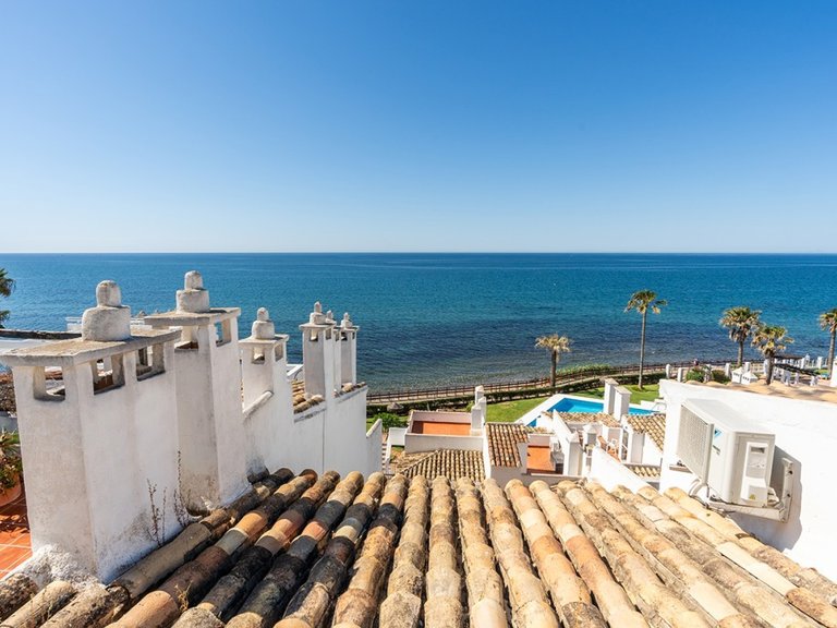 Apartment for Sale in Calahonda, Malaga 11
