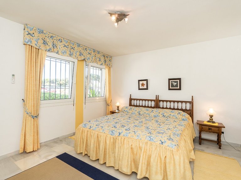 Apartment for Sale in Calahonda, Malaga 15