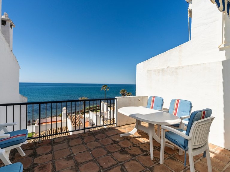 Apartment for Sale in Calahonda, Malaga 3