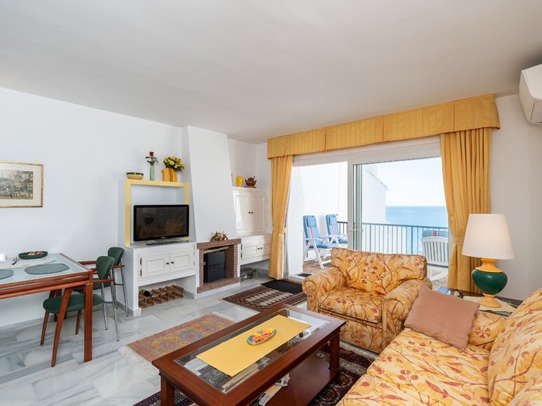 Apartment for Sale in Calahonda, Malaga 5