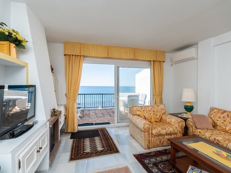 Apartment for Sale in Calahonda, Malaga 9