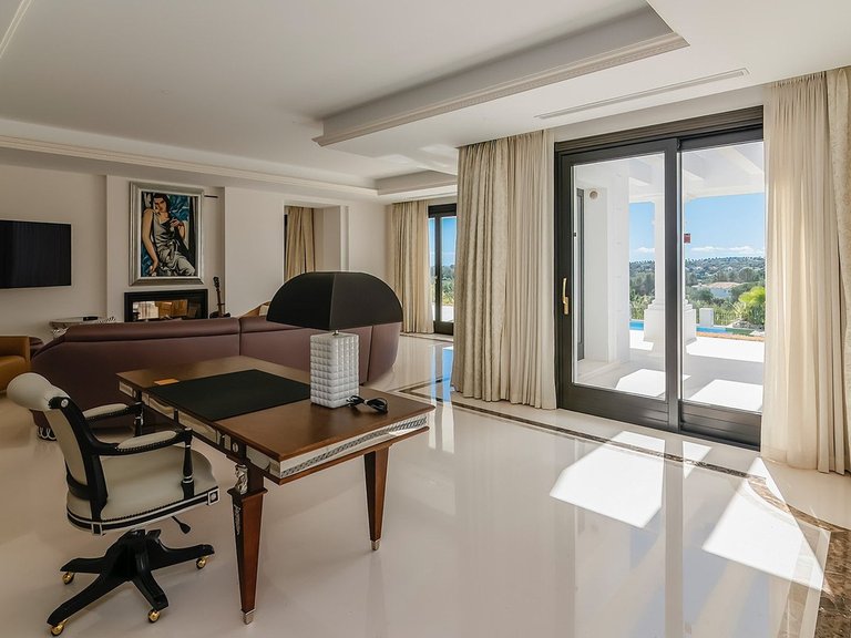 Villa for Sale in Sotogrande, Cadiz 17