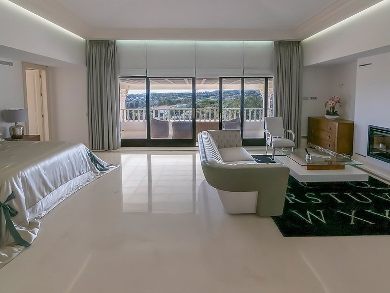 Villa for Sale in Sotogrande, Cadiz 19