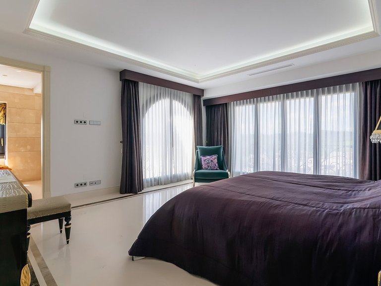 Villa for Sale in Sotogrande, Cadiz 27
