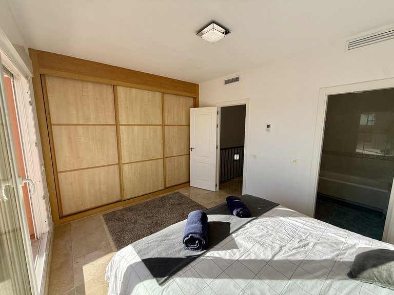 Villa for Sale in Cabopino, Malaga 24