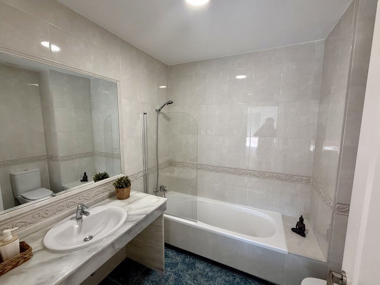 Villa for Sale in Cabopino, Malaga 25