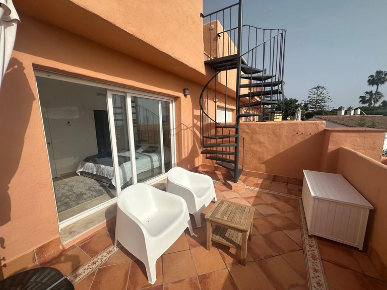Villa for Sale in Cabopino, Malaga 26