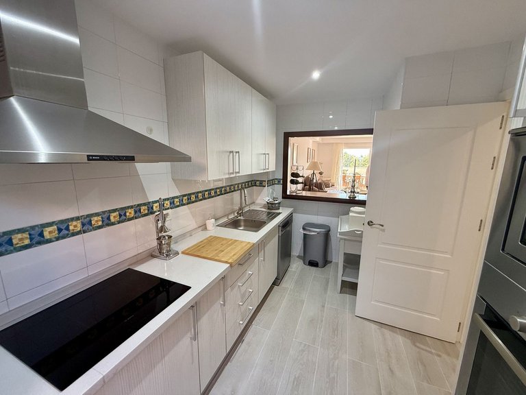 Villa for Sale in Cabopino, Malaga 3