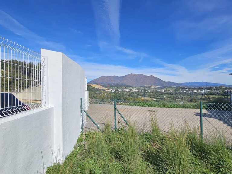 Villa for Sale in Doña Julia, Malaga 3