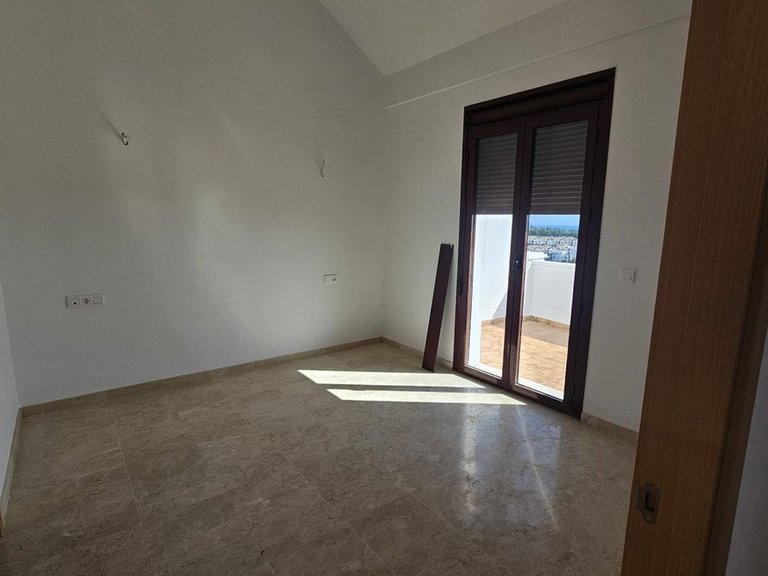 Villa for Sale in Doña Julia, Malaga 7