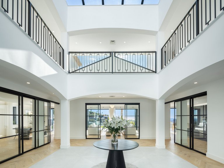 Villa for Sale in Costa del Sol La Quinta, Malaga 5