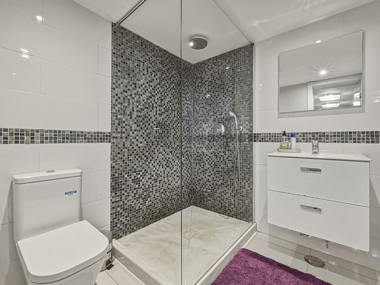 Villa for Sale in Elviria, Malaga 26