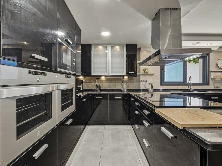Villa for Sale in Elviria, Malaga 6