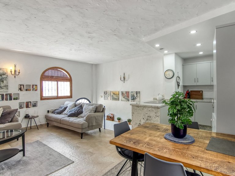 Villa for Sale in Alhaurín El Grande, Malaga 3