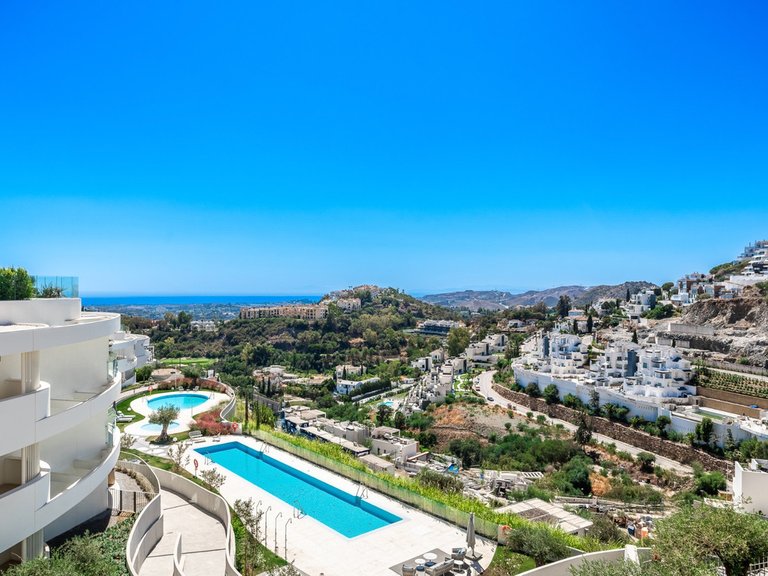 Apartment for Sale in Benahavís, Malaga 4