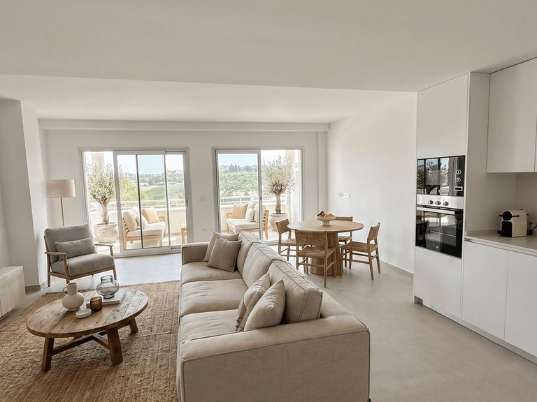 Apartment for Sale in Estepona, Malaga 3