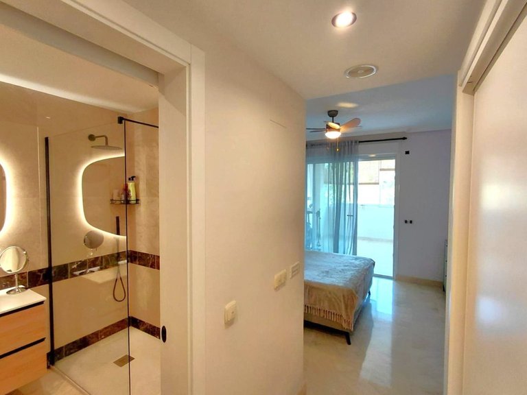 Apartment for Sale in Nagüeles, Malaga 17