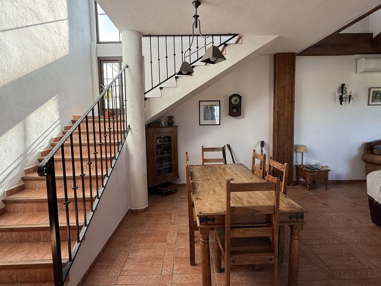 Villa for Sale in Alhaurín El Grande, Malaga 13