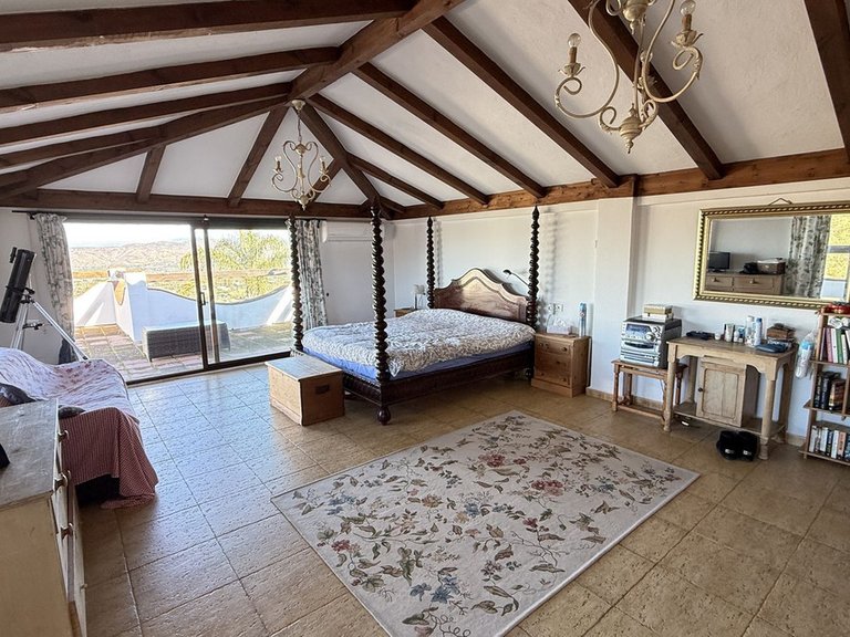 Villa for Sale in Alhaurín El Grande, Malaga 15