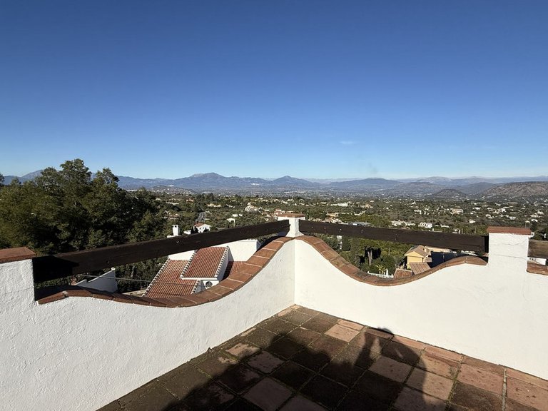 Villa for Sale in Alhaurín El Grande, Malaga 29