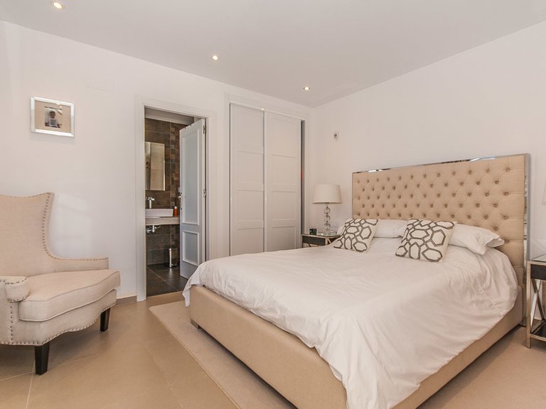 Apartment for Sale in Elviria, Malaga 6