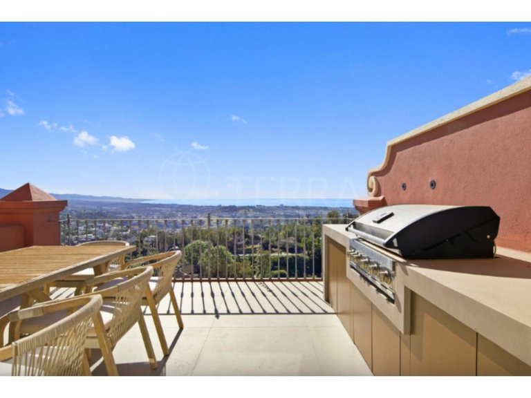 Apartment for Sale in Benahavís, Malaga 1