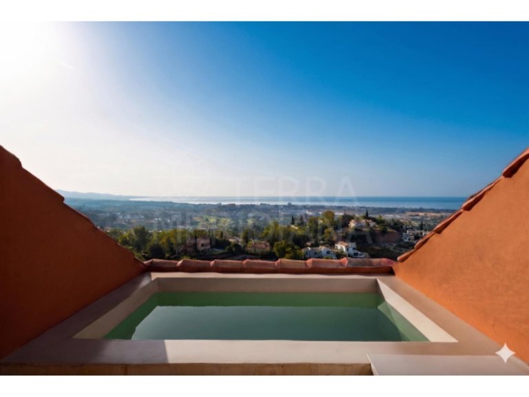 Apartment for Sale in Benahavís, Malaga 17