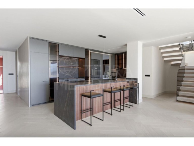 Apartment for Sale in Benahavís, Malaga 3