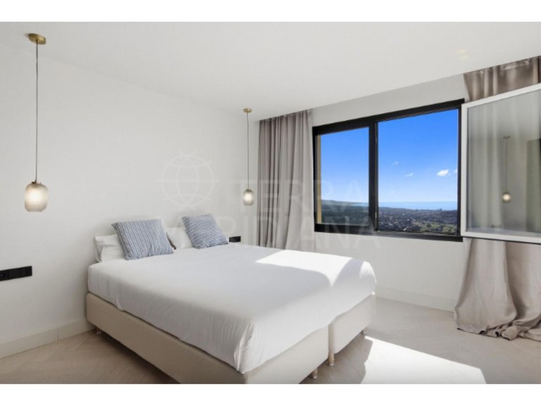 Apartment for Sale in Benahavís, Malaga 7