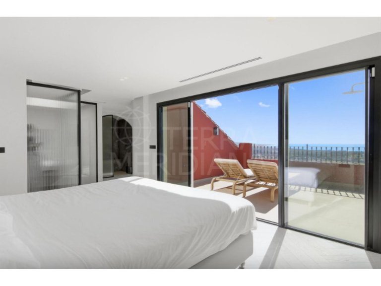 Apartment for Sale in Benahavís, Malaga 8