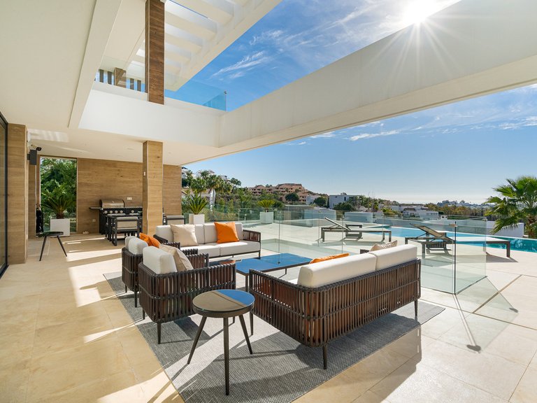 Villa for Sale in Benahavís, Malaga 10