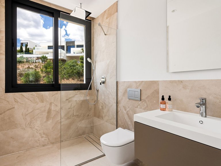 Villa for Sale in Benahavís, Malaga 25