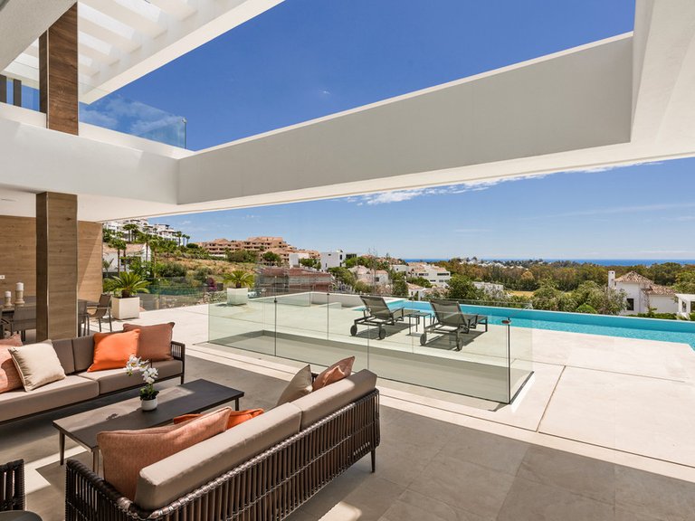 Villa for Sale in Benahavís, Malaga 38